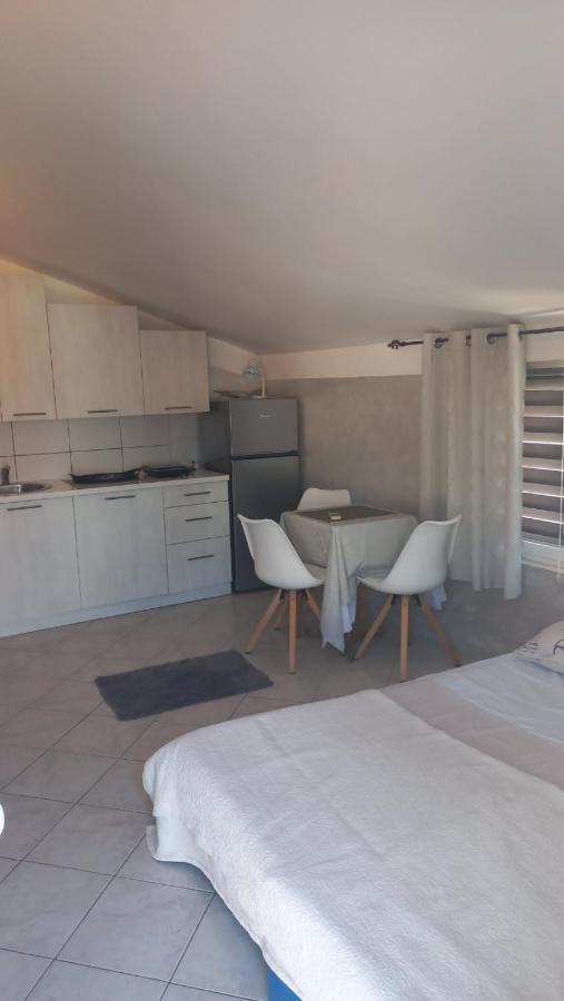 Belane Apartments Tivat Exterior foto