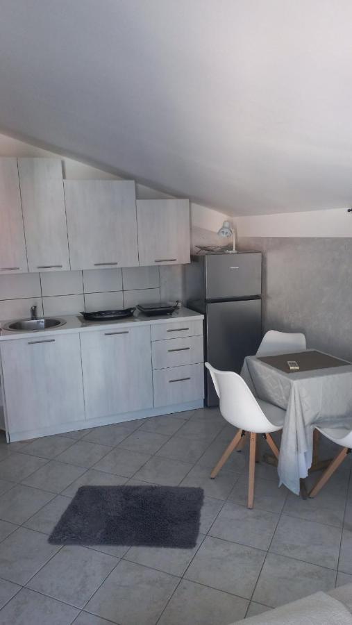 Belane Apartments Tivat Exterior foto